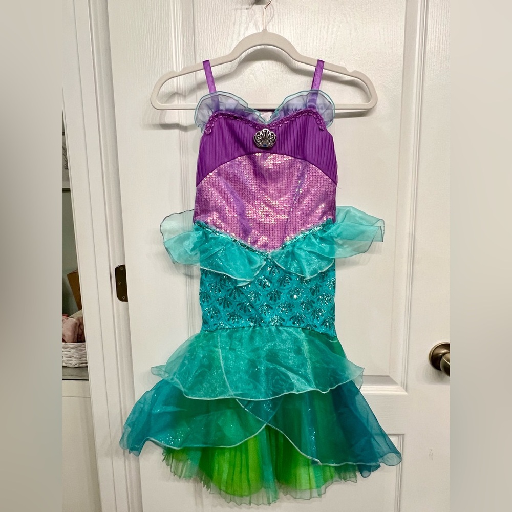 Disney Castle Collection Ariel Dress size 5/6! Worn once!